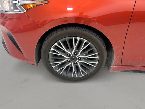 Used 2024 Kia Forte GT-Line w/ GT-Line Premium Package FWD image 6
