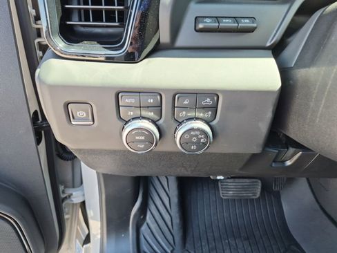 New 2026 GMC Sierra 2500 AT4 w/ AT4 Premium Plus Package image 33