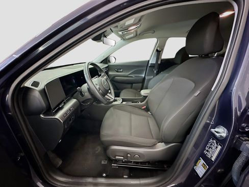 Used 2025 Hyundai Kona SEL image 13