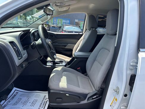 Used 2018 Chevrolet Colorado W/T w/ WT Convenience Package RWD image 7