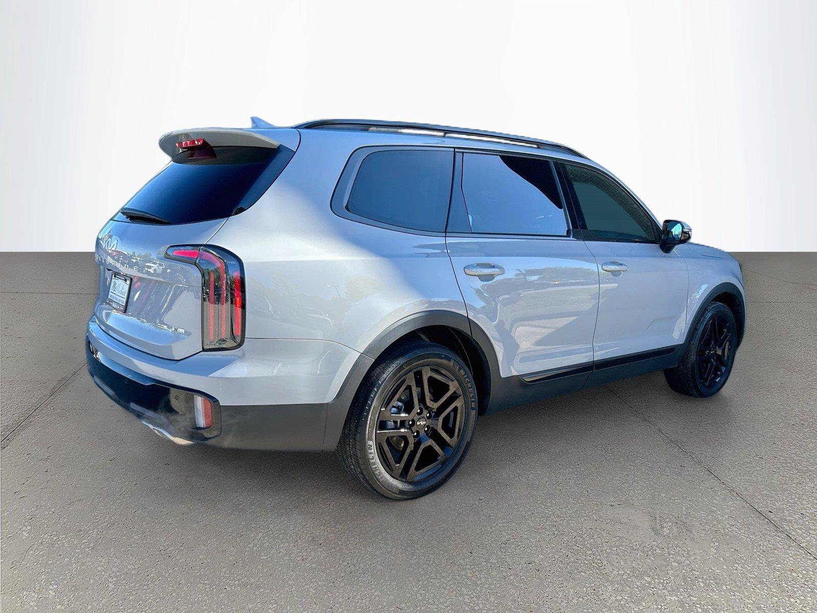 Used 2024 Kia Telluride SX X-Line AWD/4WD image 4