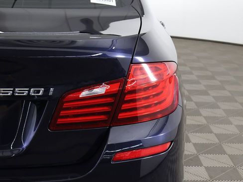Used 2014 BMW 550i xDrive Sedan AWD/4WD image 18