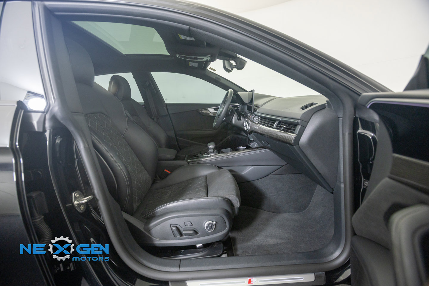Used 2025 Audi S5 Premium Plus w/ Premium Plus Package AWD/4WD image 42