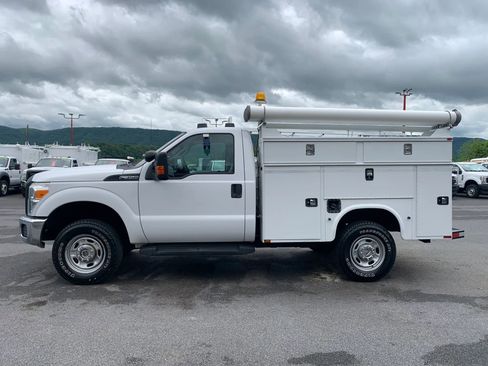 Used 2016 Ford F350 XL AWD/4WD image 5