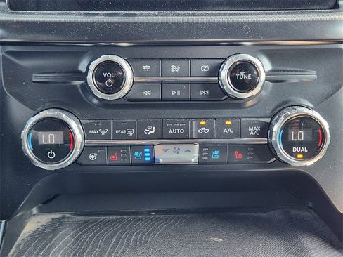 Used 2021 Ford F150 Platinum w/ Equipment Group 701A High image 19