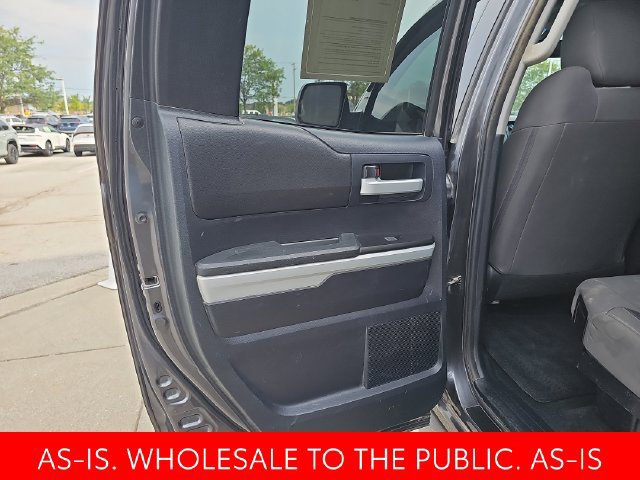 Used 2015 Toyota Tundra SR5 w/ TRD Off Road Package AWD/4WD image 29