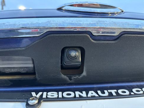 Used 2018 Nissan Rogue S image 14