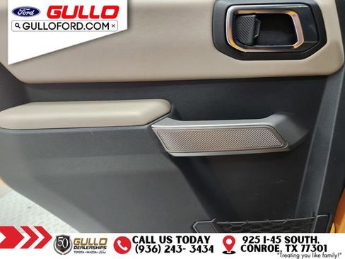 Used 2022 Ford Bronco Wildtrak image 16