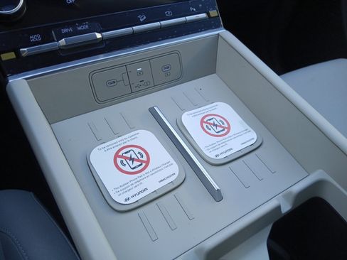 New 2026 Hyundai Santa Fe SE image 20