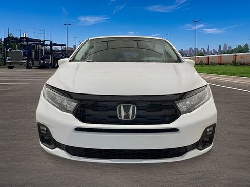 New 2026 Honda Odyssey Touring image 10