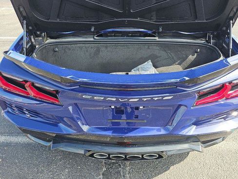 Used 2025 Chevrolet Corvette Z06 RWD image 6
