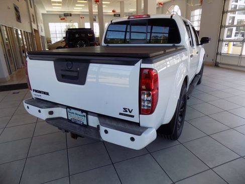 Used 2019 Nissan Frontier SV w/ Value Truck Package RWD image 8