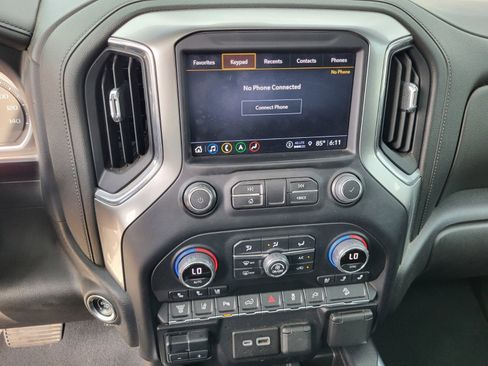 Used 2022 Chevrolet Silverado 2500 LTZ w/ LTZ Plus Package AWD/4WD image 20