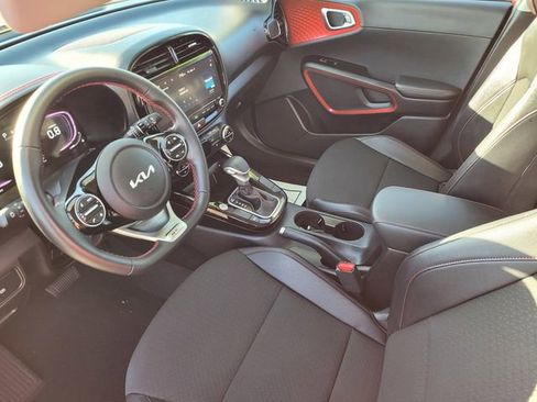 Used 2025 Kia Soul GT-Line FWD image 9
