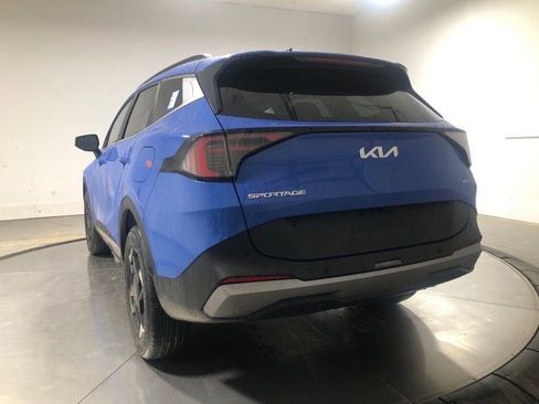 New 2026 Kia Sportage EX w/ EX Panorama Roof Package AWD/4WD image 9