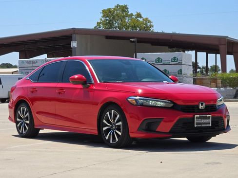 Used 2023 Honda Civic EX image 7