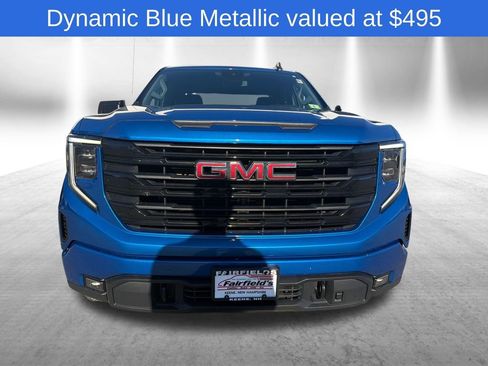 Used 2022 GMC Sierra 1500 Elevation w/ X31 Off-Road Package AWD/4WD image 9
