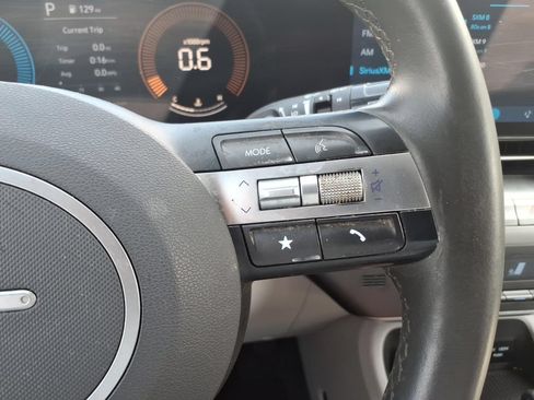 Used 2025 Hyundai Kona SEL AWD/4WD image 21