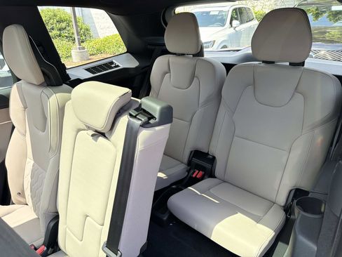 Used 2026 Volvo XC90 B6 Plus AWD/4WD image 23