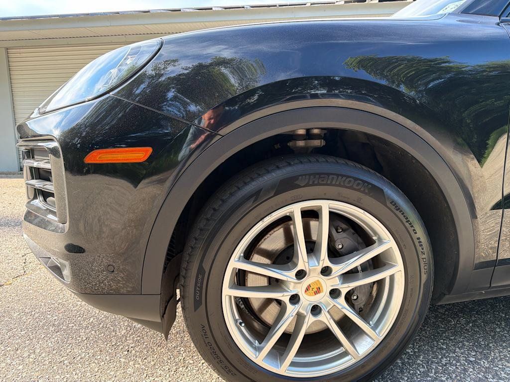 Certified 2024 Porsche Cayenne AWD/4WD image 46