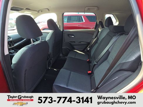 Used 2023 Nissan Rogue SV AWD/4WD image 28