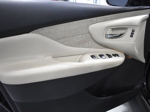 Used 2021 Nissan Murano SL w/ SL Moonroof Package AWD/4WD image 15