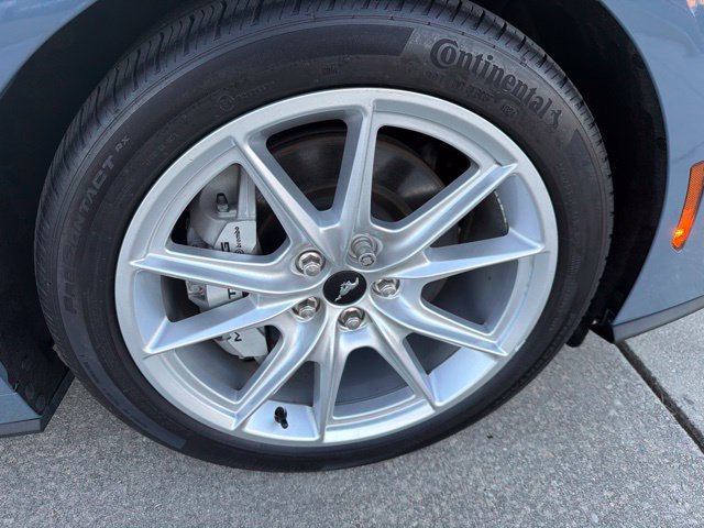 Used 2025 Ford Mustang GT Premium RWD image 9