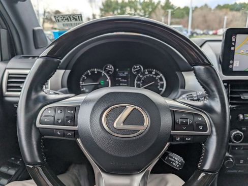 Used 2023 Lexus GX 460 Premium w/ Premium Package AWD/4WD image 32