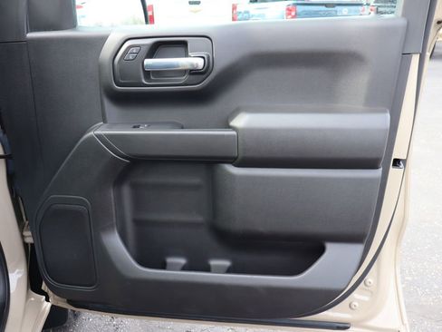 Used 2022 Chevrolet Silverado 1500 Custom Trail Boss image 19