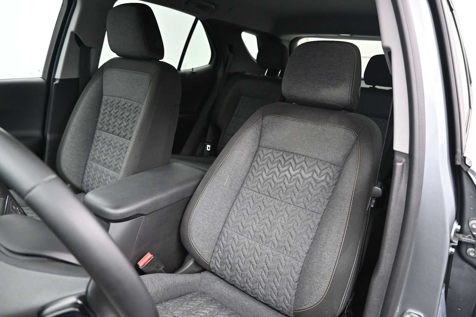 Used 2024 Chevrolet Equinox LT AWD/4WD image 12