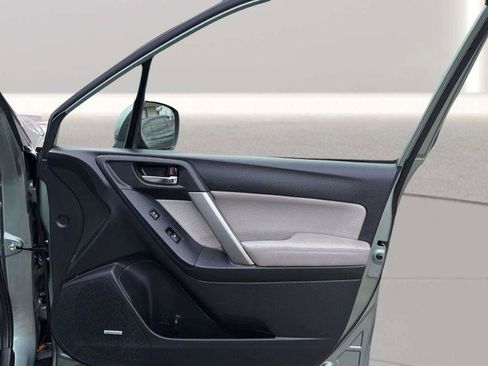 Used 2016 Subaru Forester 2.5i Touring w/ Eyesight & Navigation System image 16