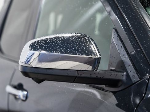 Used 2024 Toyota Tacoma Limited w/ Limited Package (LT) image 13