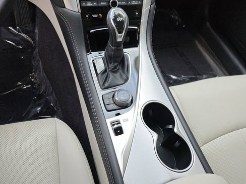 Used 2022 INFINITI Q50 Luxe w/ Cargo Package RWD image 30
