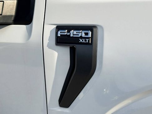 Used 2021 Ford F150 XLT w/ Equipment Group 302A High AWD/4WD image 9