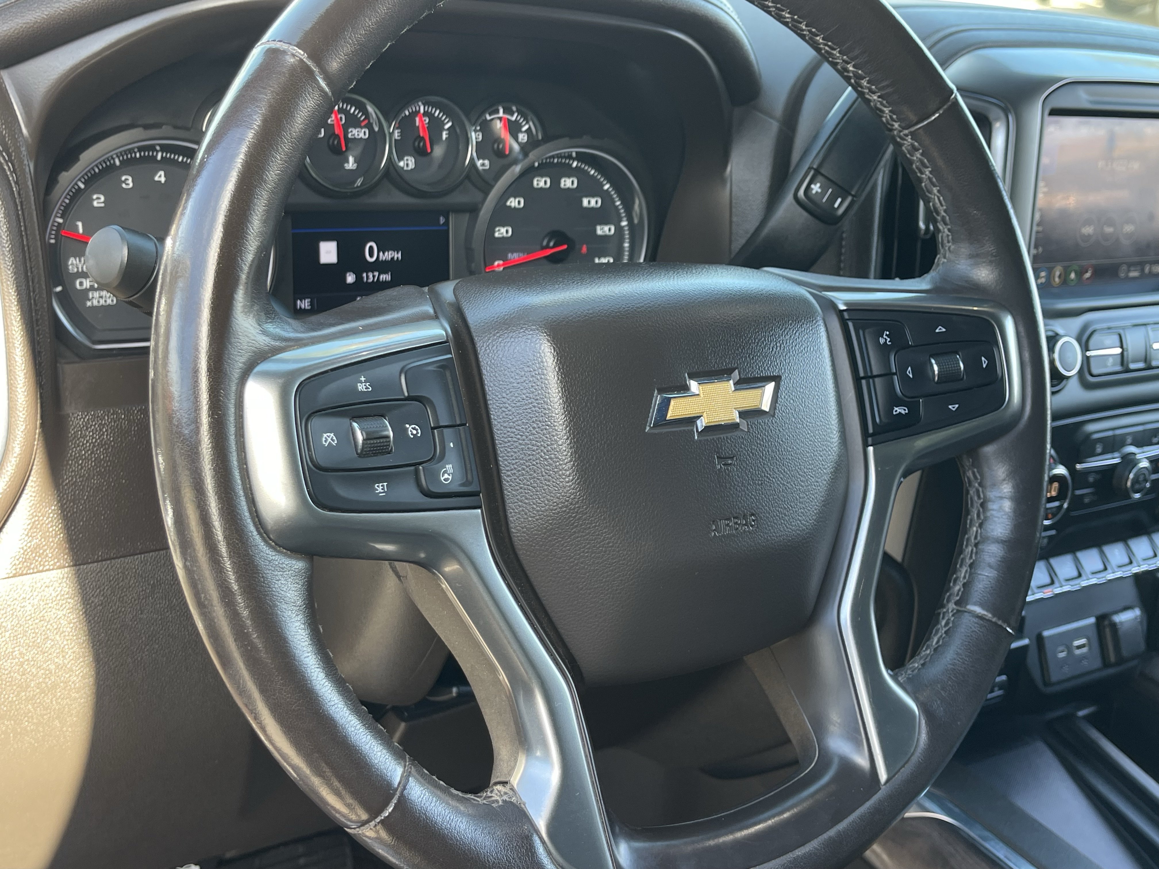 Used 2020 Chevrolet Silverado 1500 LTZ AWD/4WD image 22