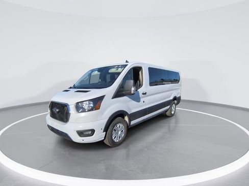Used 2024 Ford Transit 350 XLT RWD image 4