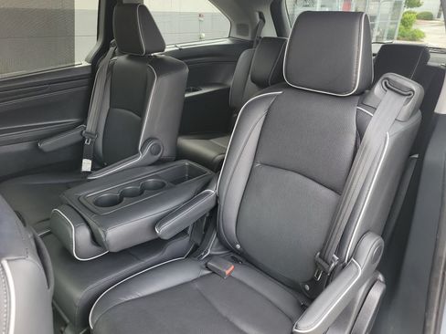 Used 2024 Honda Odyssey Elite image 30