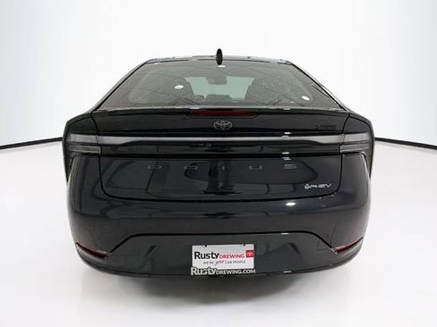 New 2026 Toyota Prius Plug-In Hybrid image 5
