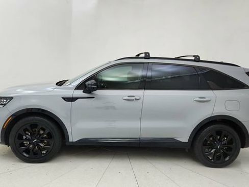 Used 2022 Kia Sorento SX image 3