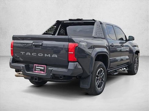 Used 2025 Toyota Tacoma TRD Sport AWD/4WD image 5