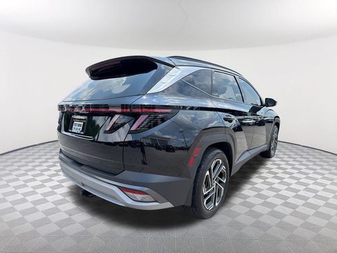 Used 2025 Hyundai Tucson Limited FWD image 5