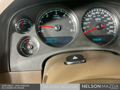 Used 2011 Chevrolet Tahoe LTZ RWD image 43