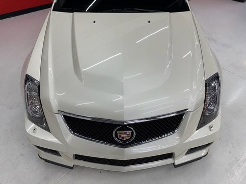 Used 2010 Cadillac CTS V image 7