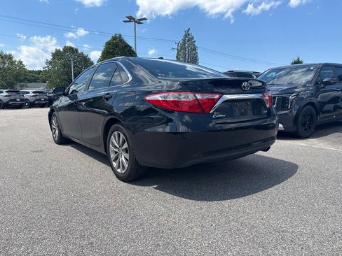 Used 2016 Toyota Camry XLE FWD image 3