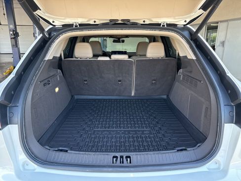 Used 2022 Lincoln Nautilus Reserve w/ Equipment Group 201A image 19