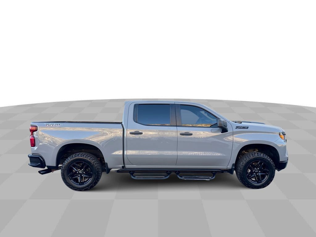 Used 2024 Chevrolet Silverado 1500 Custom Trail Boss w/ LPO, Dark Essentials Package AWD/4WD image 9