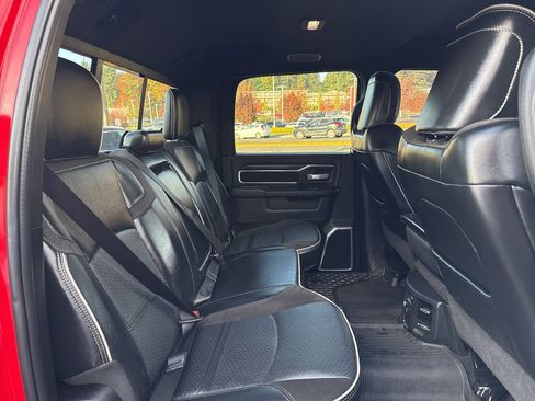 Used 2024 RAM 2500 Laramie w/ Night Edition image 17