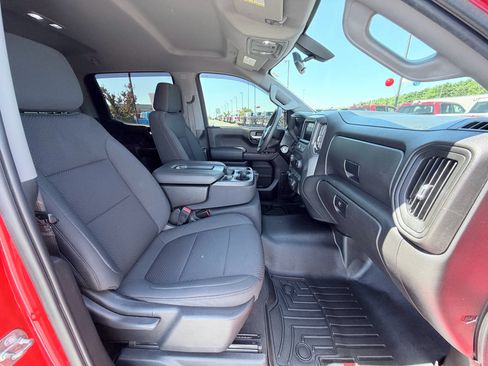 Used 2021 Chevrolet Silverado 1500 Custom Trail Boss w/ LPO, Dark Essentials Package AWD/4WD image 21