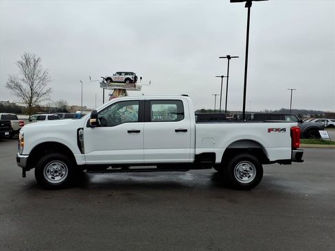 Certified 2025 Ford F250 XL w/ FX4 Off-Road Package image 6
