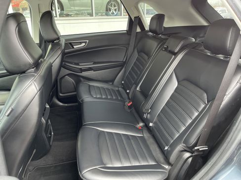 Used 2022 Ford Edge SEL image 39